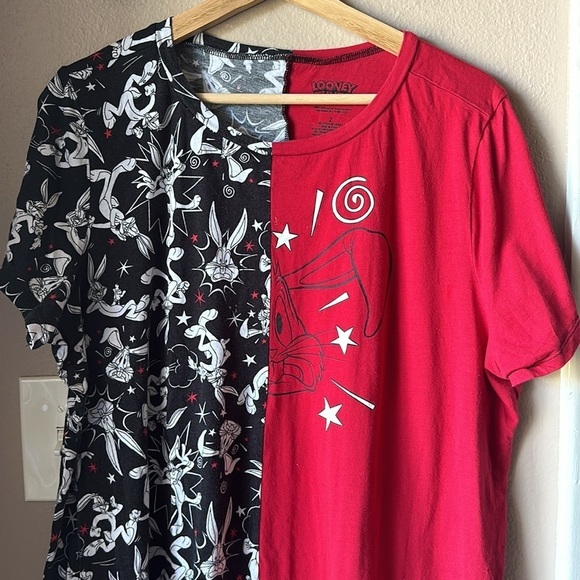 TORRID WARNER BROS Looney Tunes Bugs Bunny Classic Fit Colorblock Tee - Picture 5 of 10